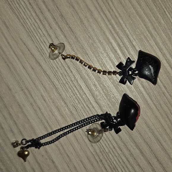 Betsy Johnson lips set earrings necklace - Picture 3 of 5